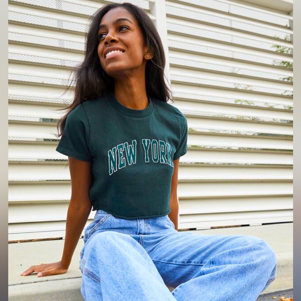 Pacsun dark green New York crop